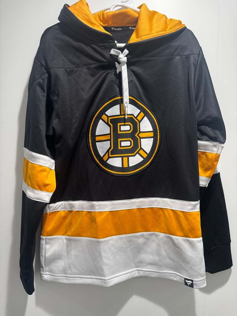 Boston Bruins Fanatics Iconic Power Play Lace-Up Pullover Hoodie Black